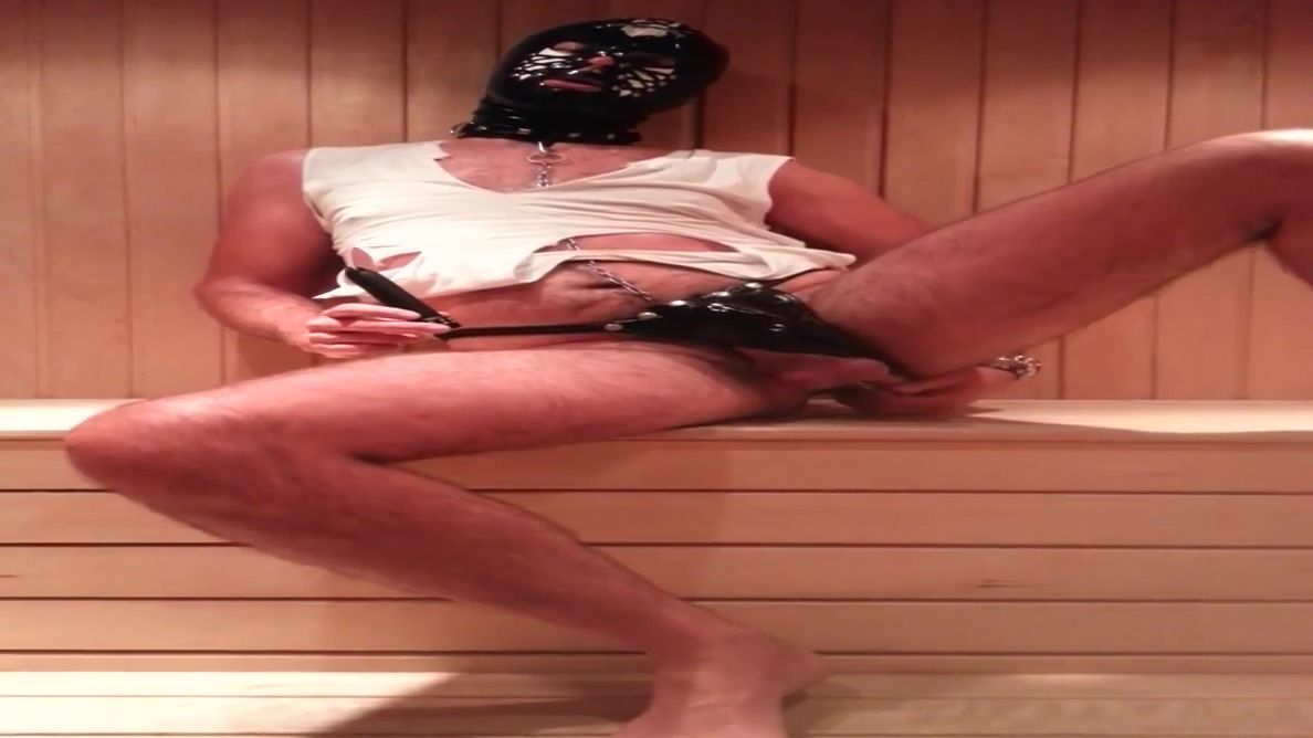 Jerk Off Tfb - Playtime Sauna In Latex String And Mask Cocksucking