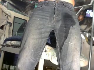 Sexcams void urine in jeans Rubbing